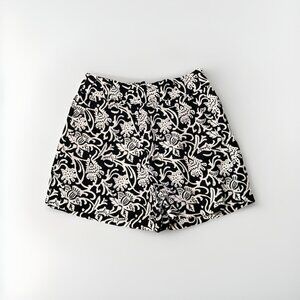 Ann Taylor LOFT Women’s Small Floral Paper Bag Shorts Linen Blend Black & White